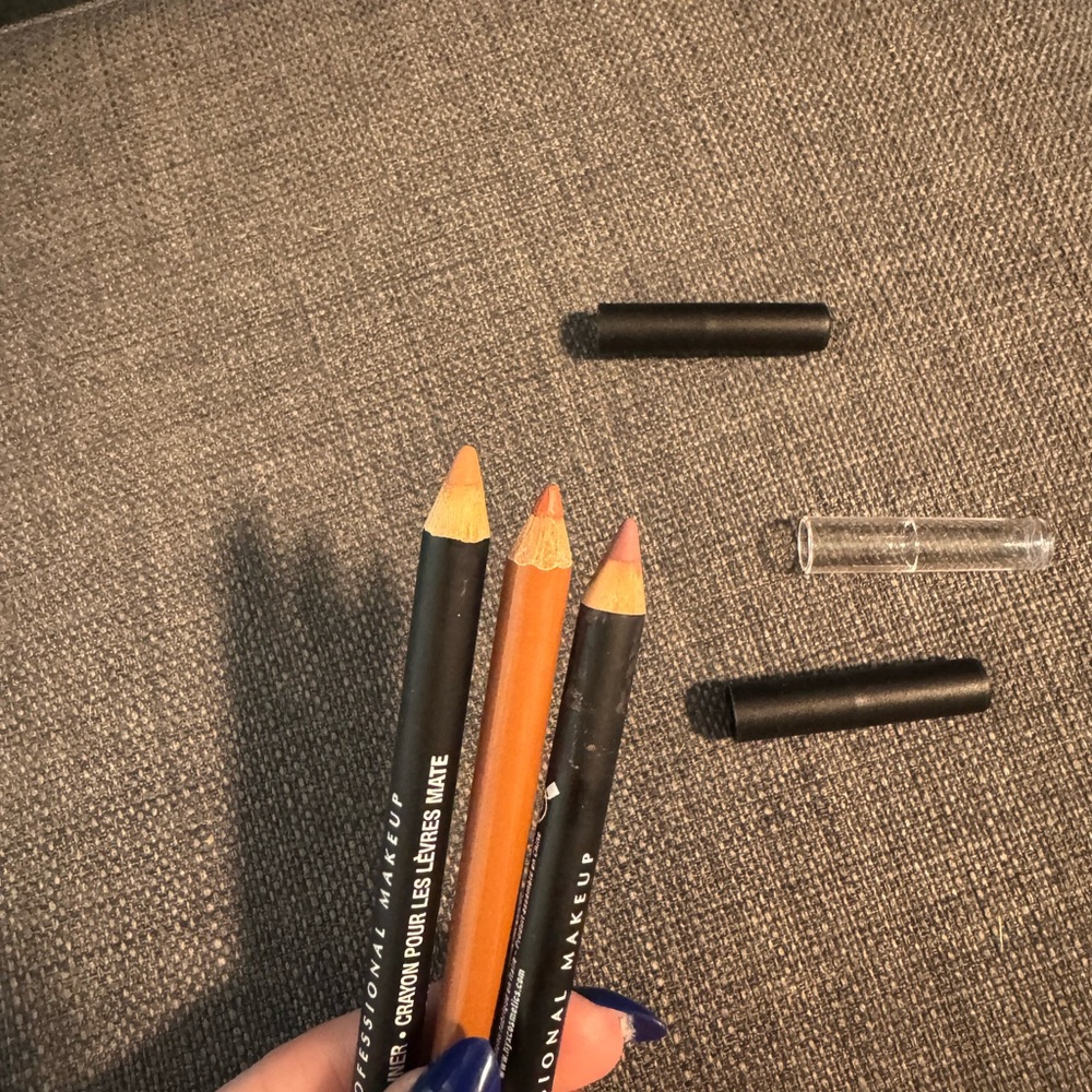 Lip Liner Bundle - Picture 3 of 3
